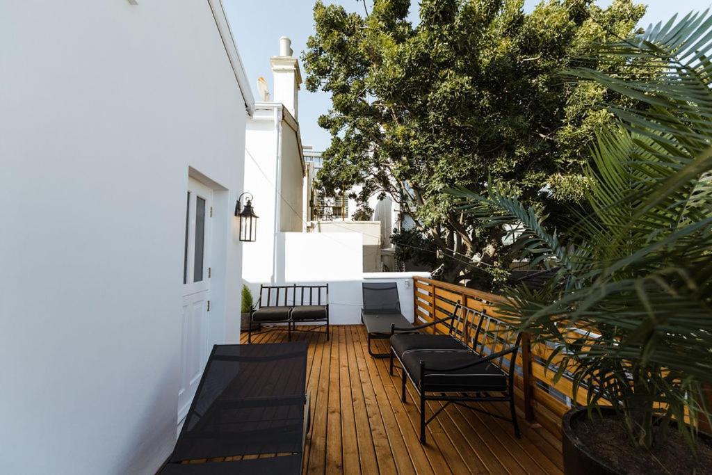 Villa Immaculately Styled And Positioned With Pool & Bar